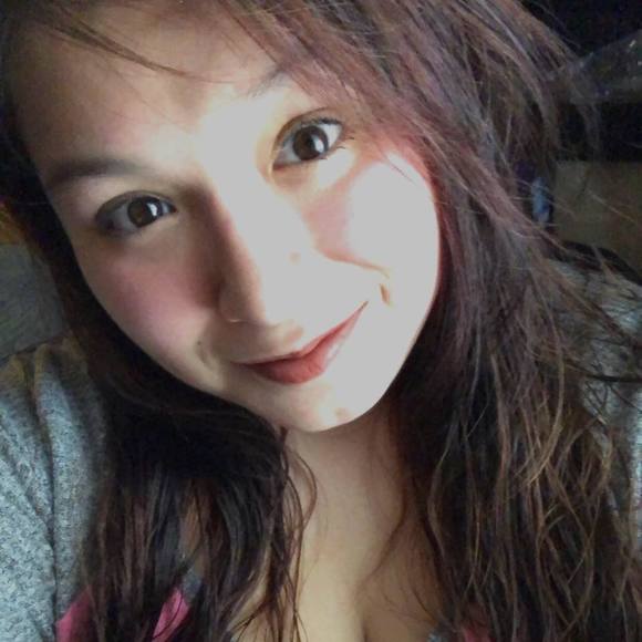 Meet your Posher, Angelica - Picture 1 of 1